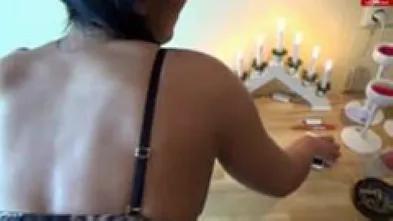 Кончил на лицо во время телефонного разговора