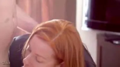 Догги-стайл с симпатичной рыжулей