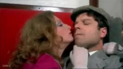 Под знаком льва