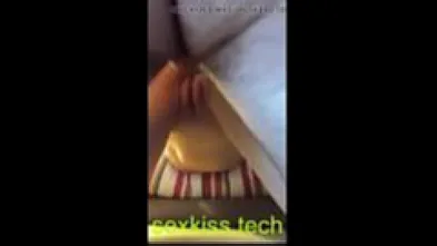 Молодую юную киску