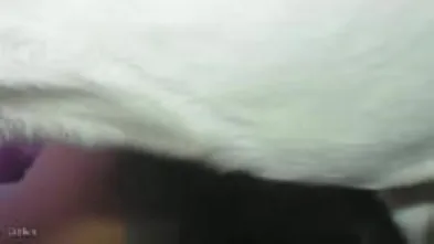 Молоденькая с двумя кобелями