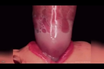 Порвала гандон зубками